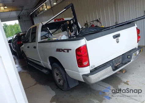 2008 Dodge Ram 1500 St/Sxt z USA, uszkodzony, nr VIN 1D7HA18K08J139956